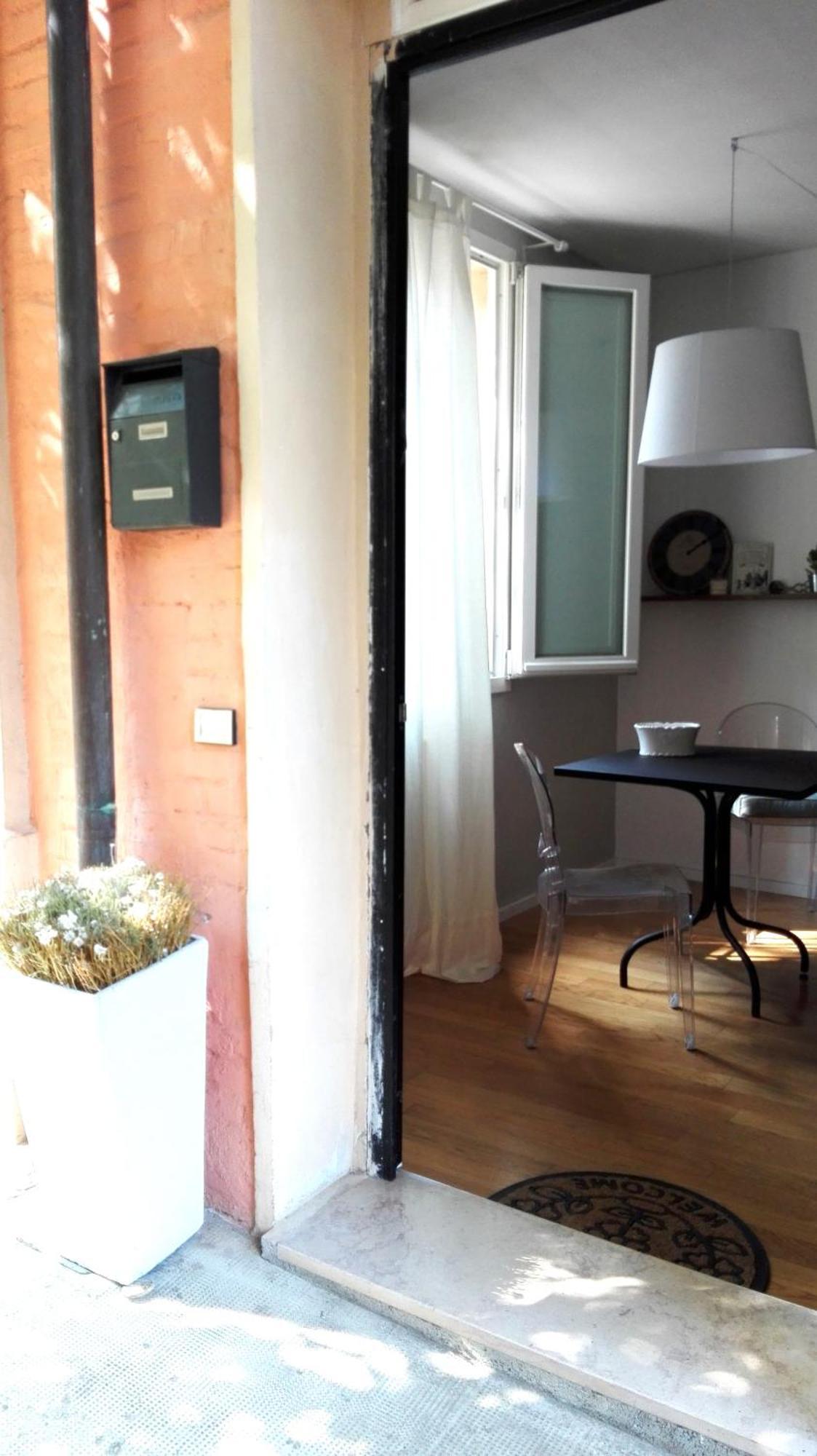 Tupertu Sant'Orsola - Centro Apartment Bologna Luaran gambar